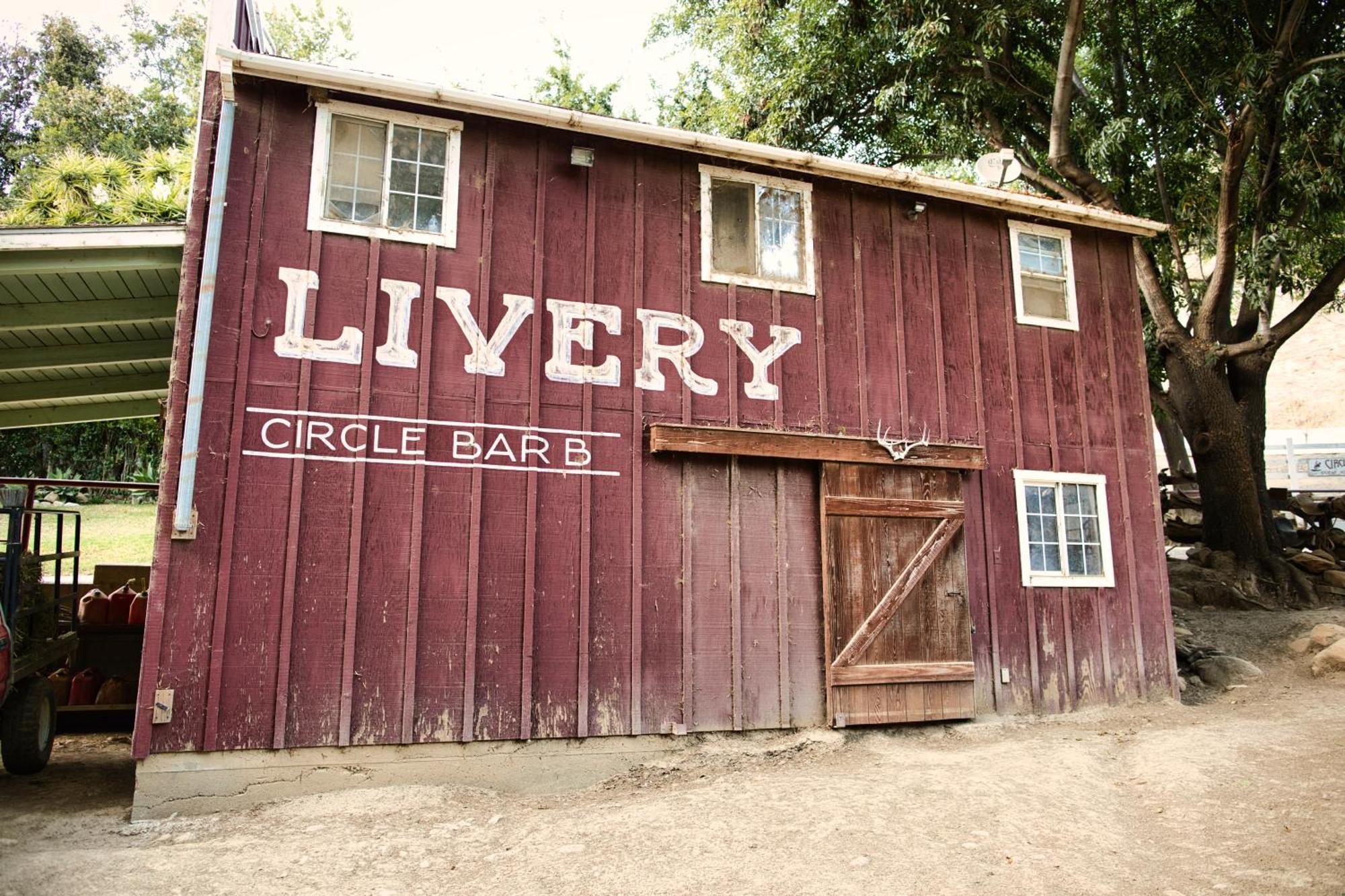 Circle Bar B Guest Ranch Hotel Capitan ภายนอก รูปภาพ